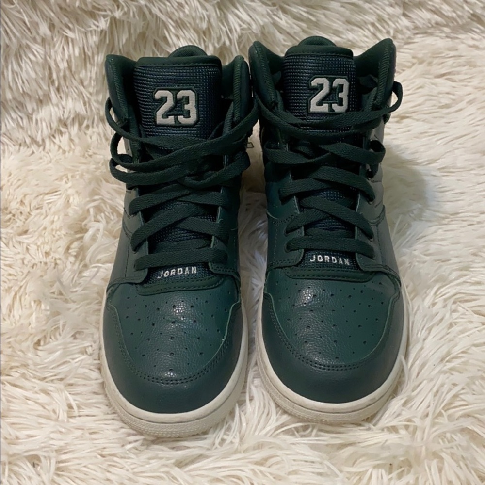 Air Jordan Authentic 1 Flight Shoes
